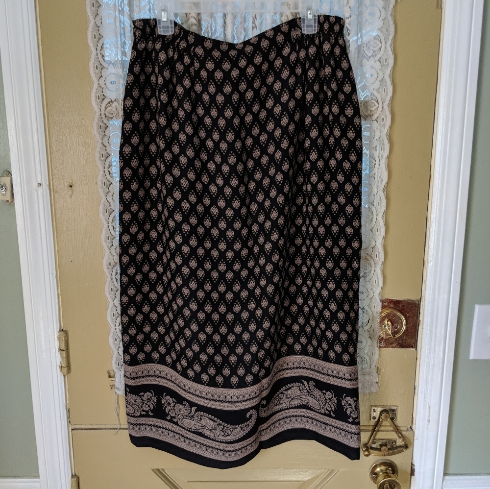 Long pattern wrap skirt